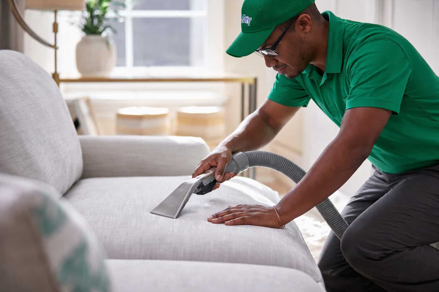 Professional upholstery cleaning in Elgin, IL